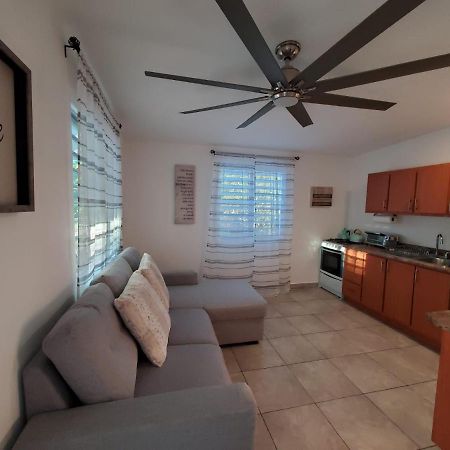 Aguadilla Sunrise Apt With Ac Wifi 8 Minute Walk From Crashboat Beach Екстер'єр фото